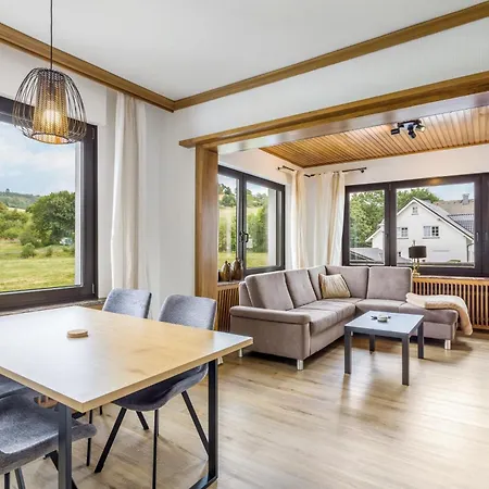 Wrede Am Sauerland-radring 1 *